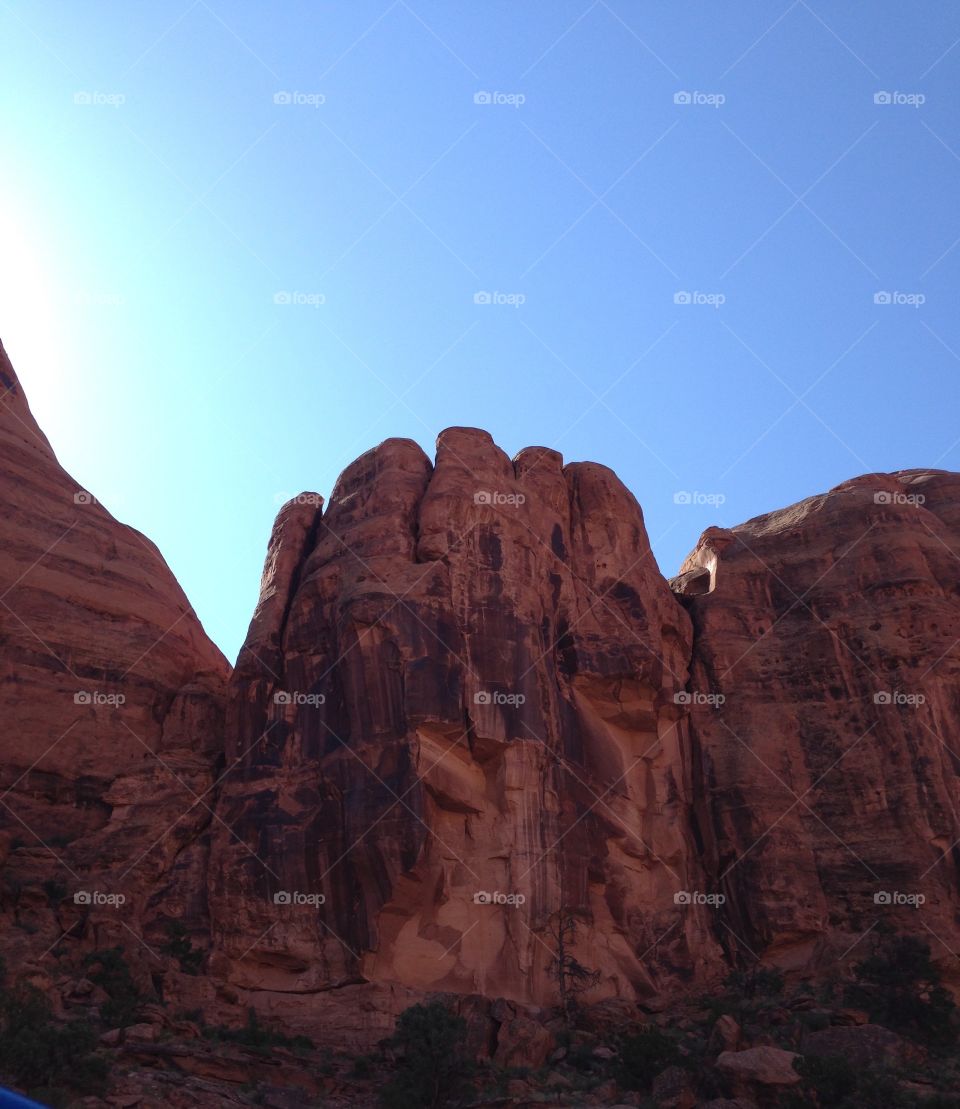 Crown Mountain. Canyon lands