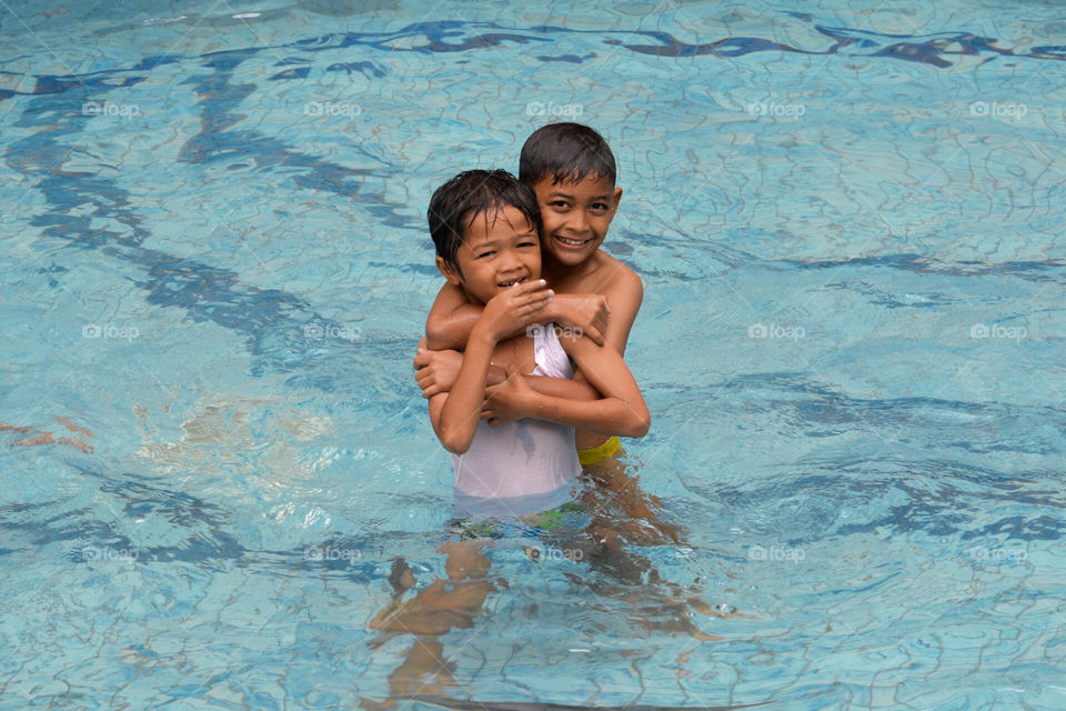 Brothers ALWAYS Happy even at the Pool