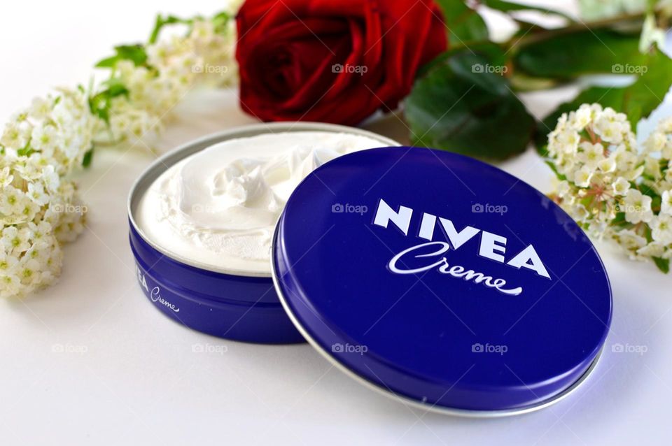 Nivea moisturizing cream