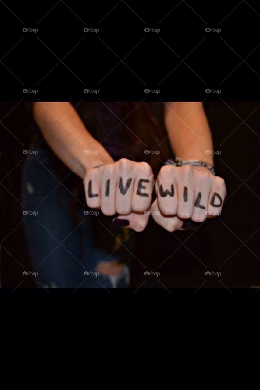 hands wild live marker by mizlinzy44