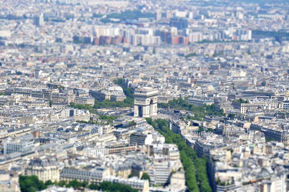 mini arch De triumph in Paris