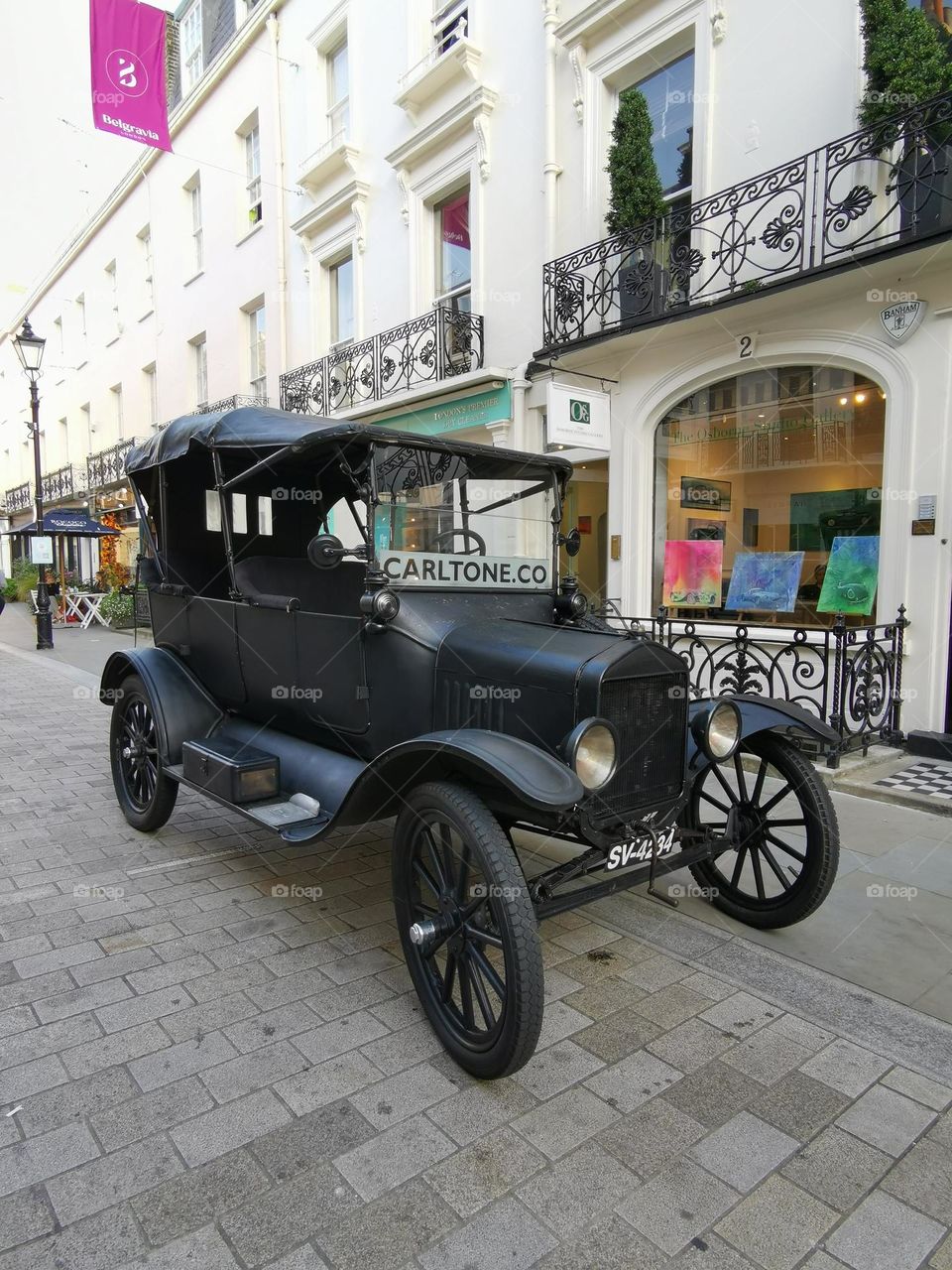 Car with soul. Retro car. London.