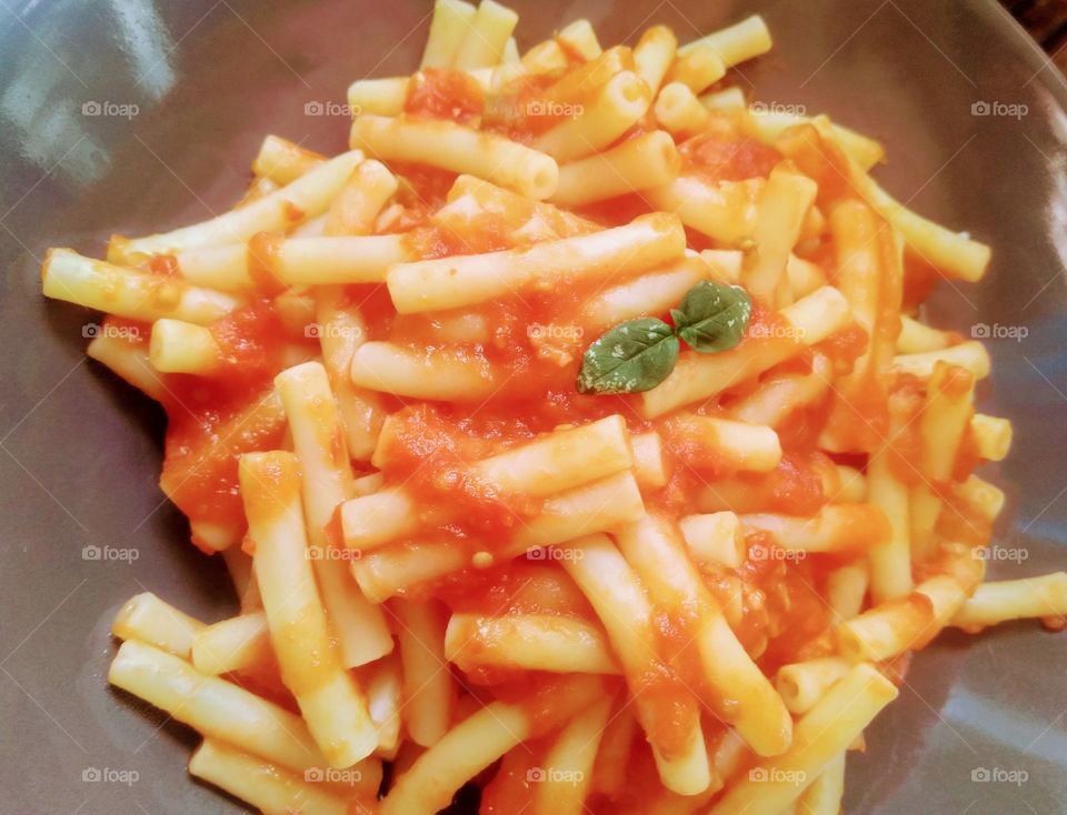 Pasta with tomato sauce