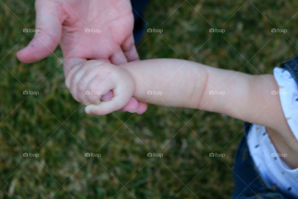 mother and child hands