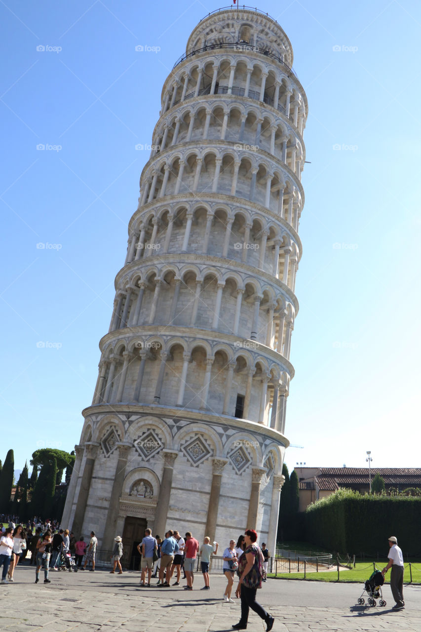 The leaning tower 