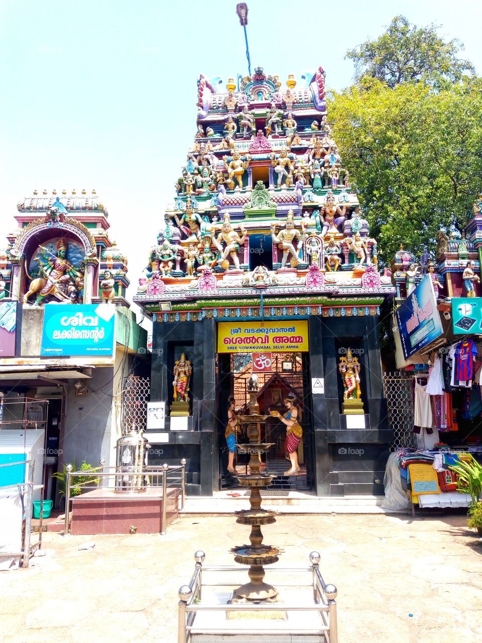 The temple is accessible for devotes from all castes and religions.Positioned on one of the main streets of Alleppey, “Mullakkal theruvu”, Mullakkal Temple is structured in old Kerala architectural style.Sree vadakkuvasal selvi amma.Alappuzha,Kerala.