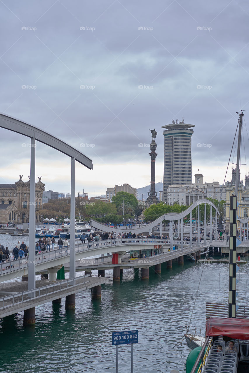 Vista de las Ramblas desde el Maremagnum (Barcelona)