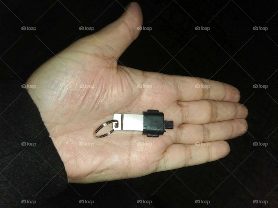 I hold USB