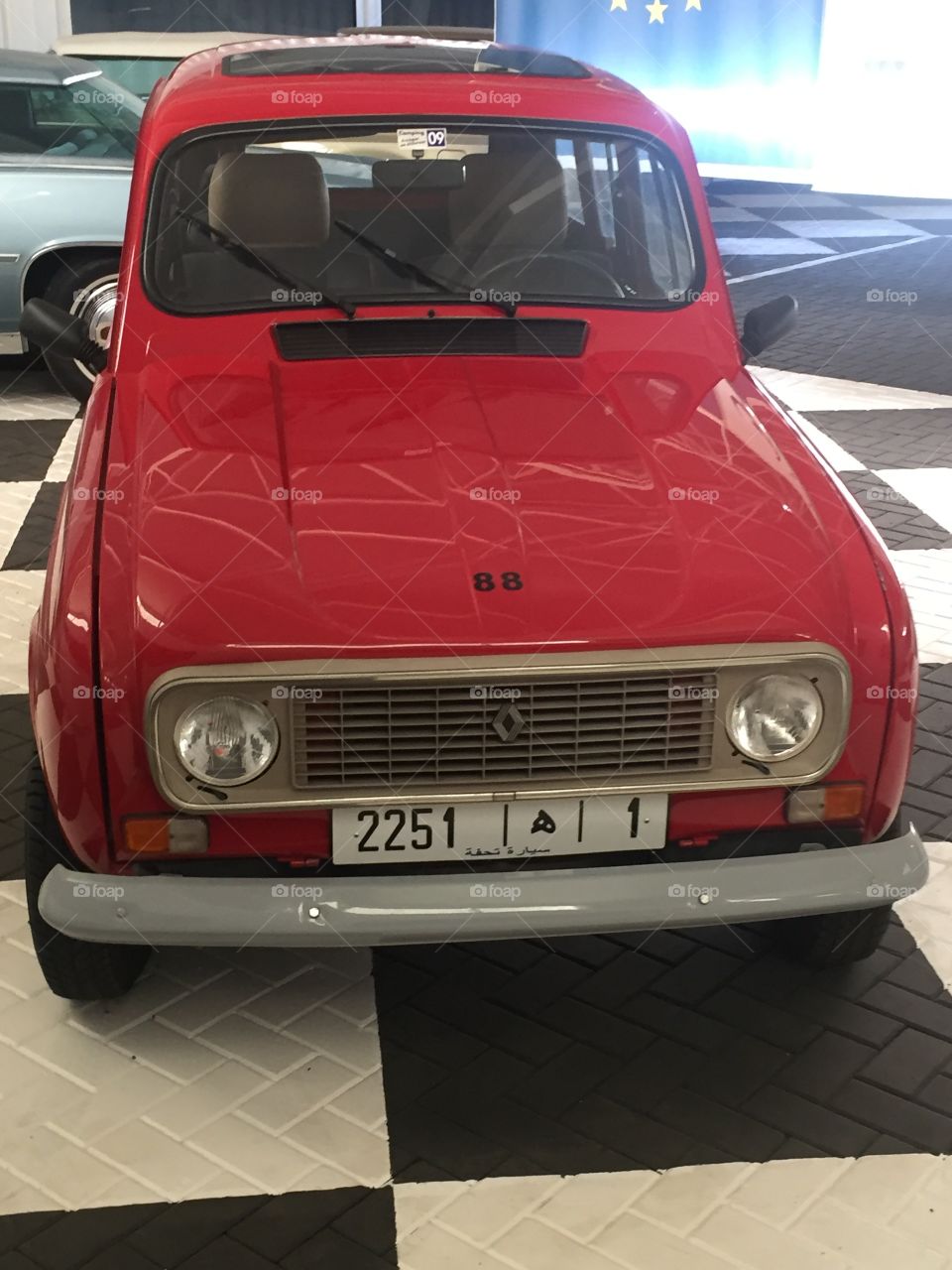 Renault R4