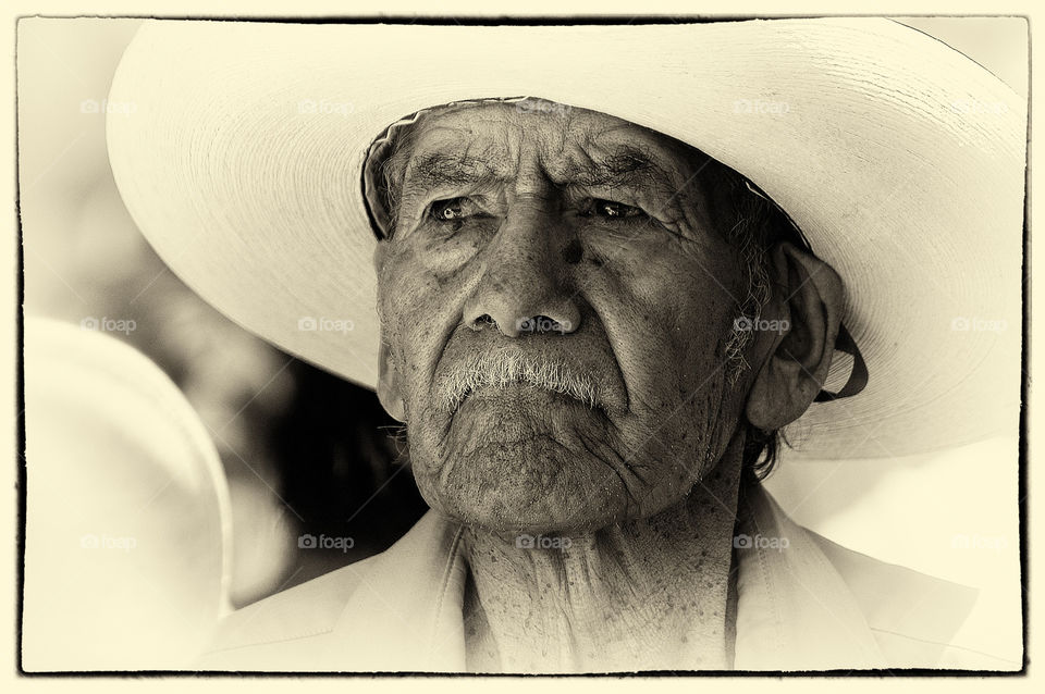 face portrait bw mexico by resnikoffdavid