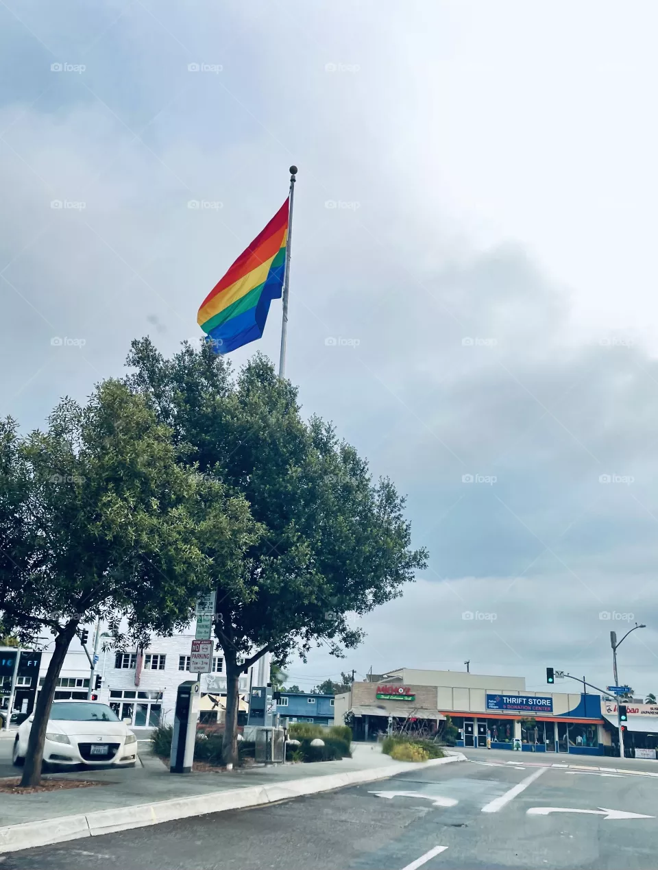 Bright sky & rainbows 