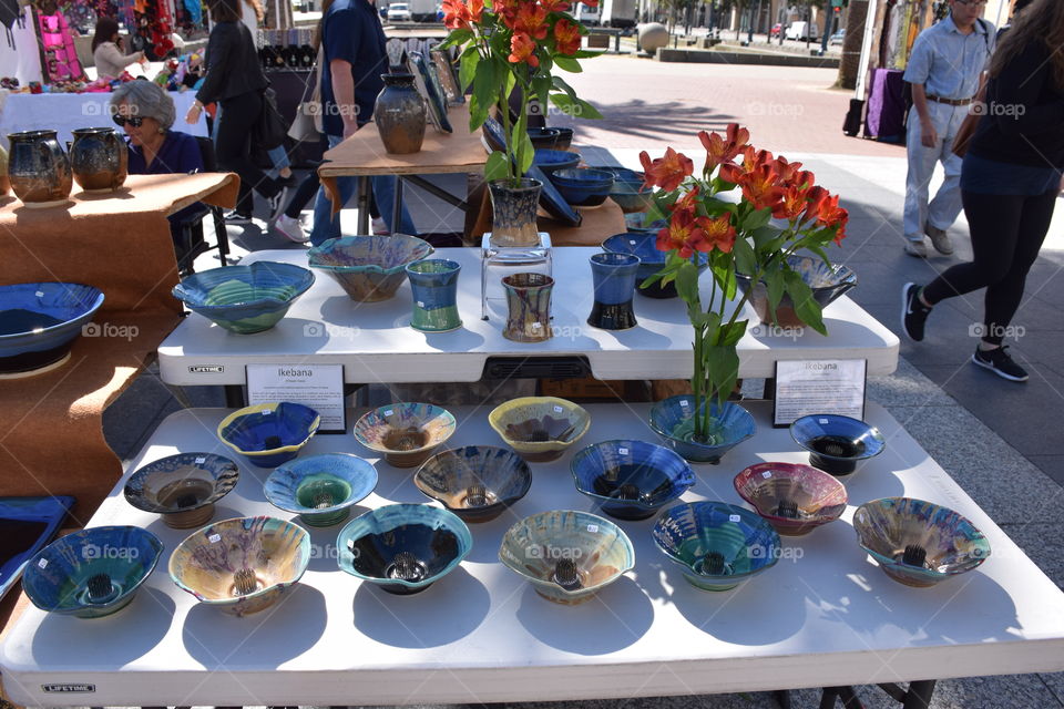 ceramic pots display in market