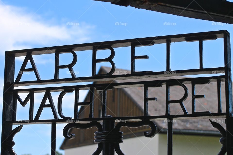 "El trabajo libera" - Dachau Memorial