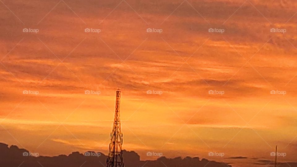 Stunning sunset has put the sky on fire