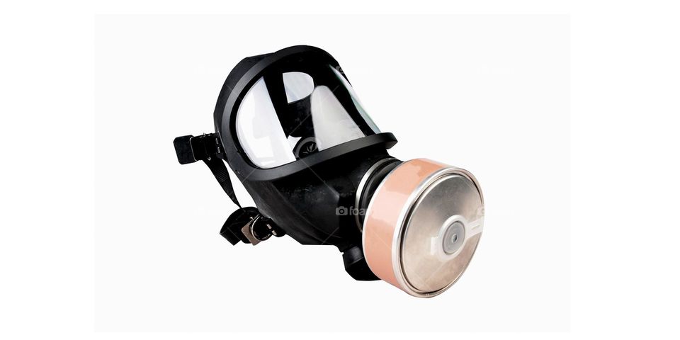 Photo of a gas mask with a white background, the function of this tool is to protect breathing from toxic gases, dust, harmful chemicals and radioactivity