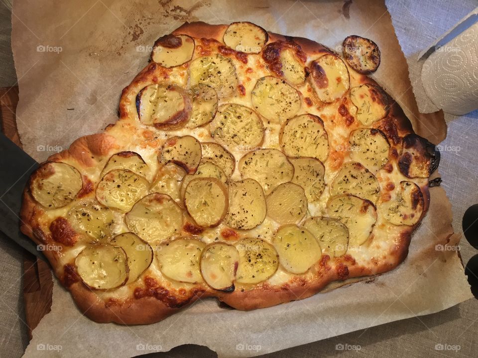 Potato pizza 