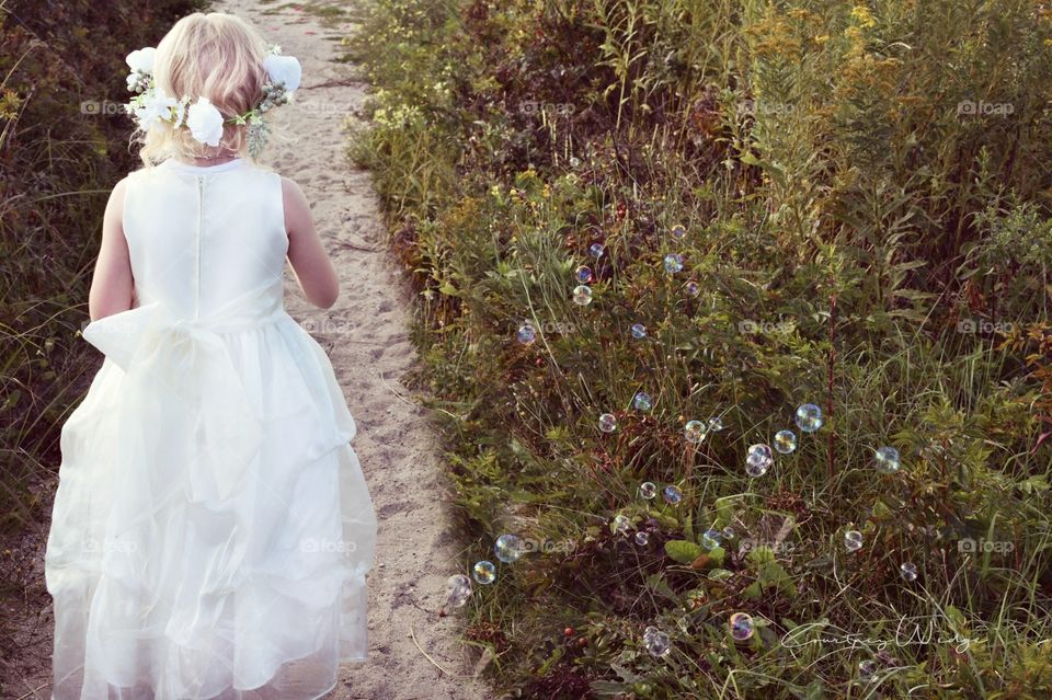 Bubbles Down the Isle