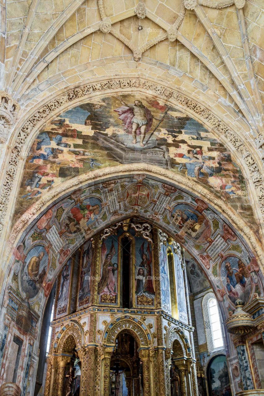 Entrance archway to the Charola do Convento de Cristo, Tomar, Portugal.