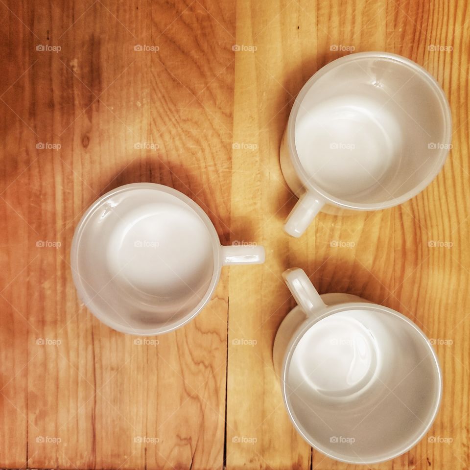 Coffee mugs arranged in such a pleasing way.