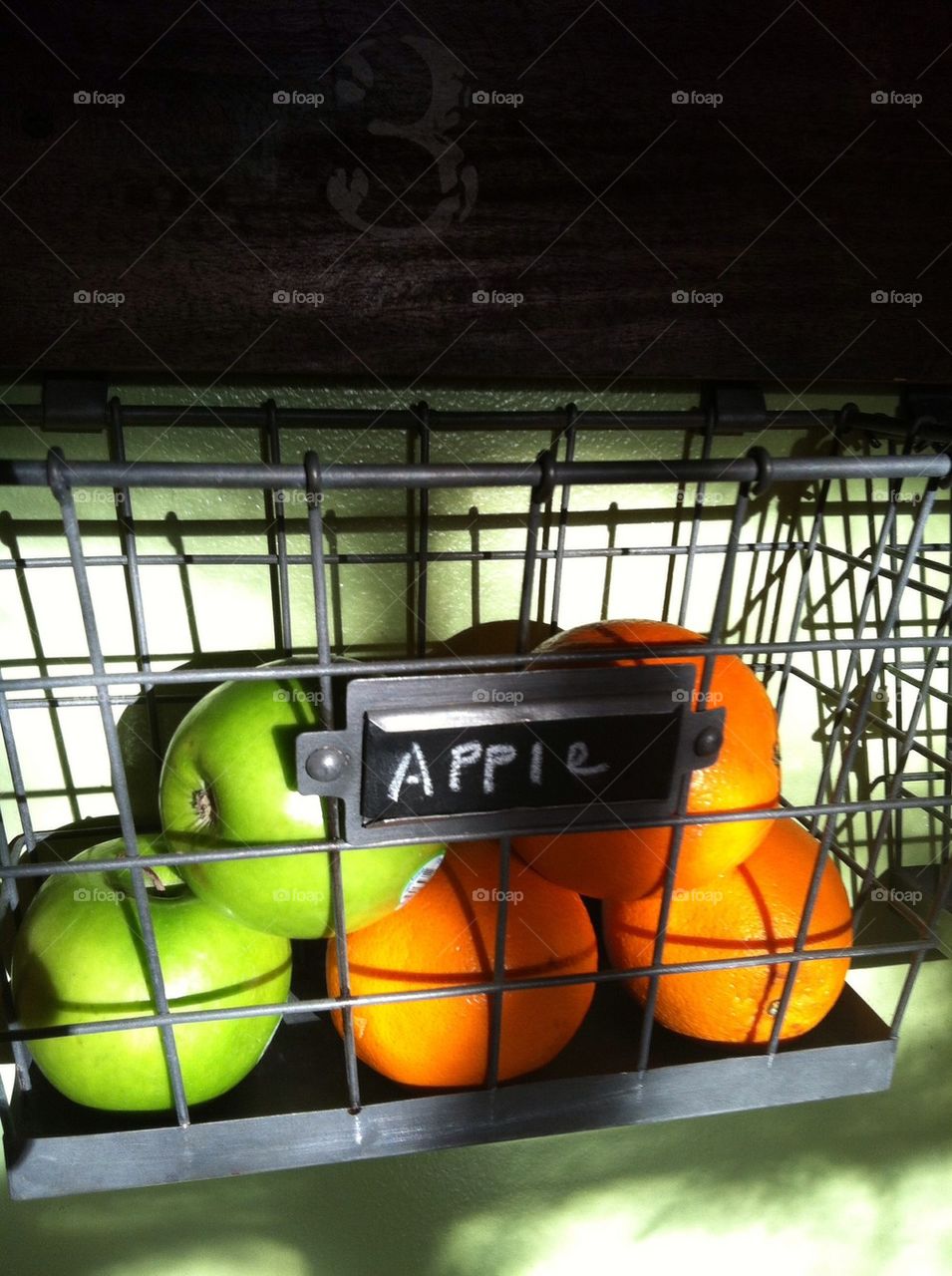 Apple Oranges