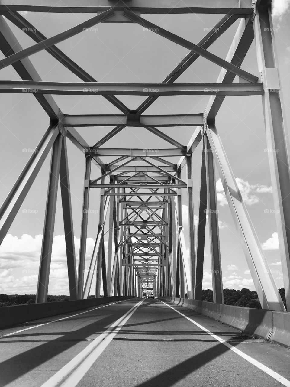 B&W bridge