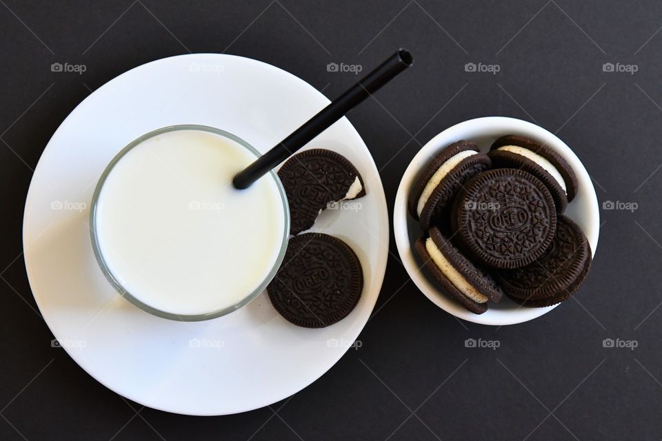 Cookies with milk