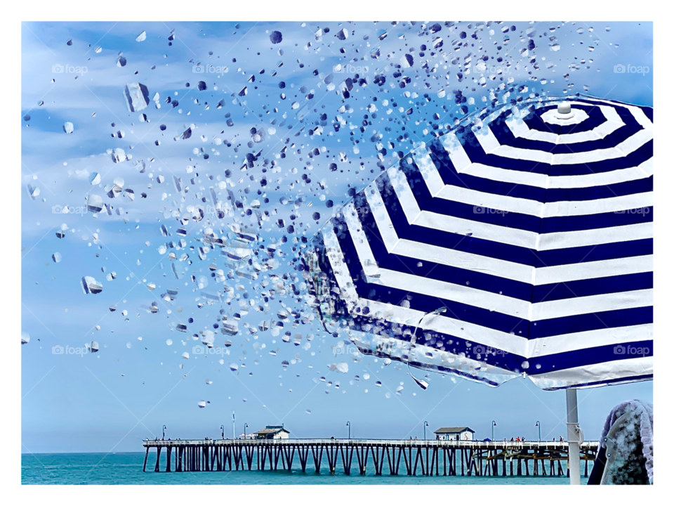 Foap Mission Editors Choice! Fun With Sun Umbrellas At The San Clemente Pier!