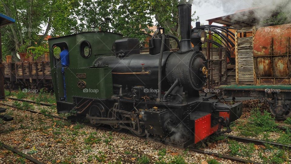 Tren de Arganda,... que pita más que anda