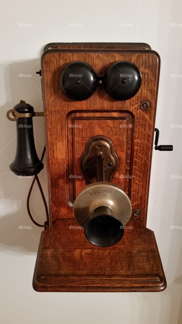 Hand Crank Wall Phone