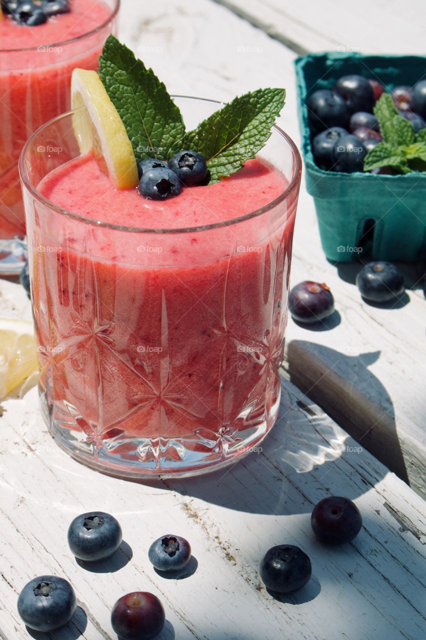 Fresh fruit smoothie 