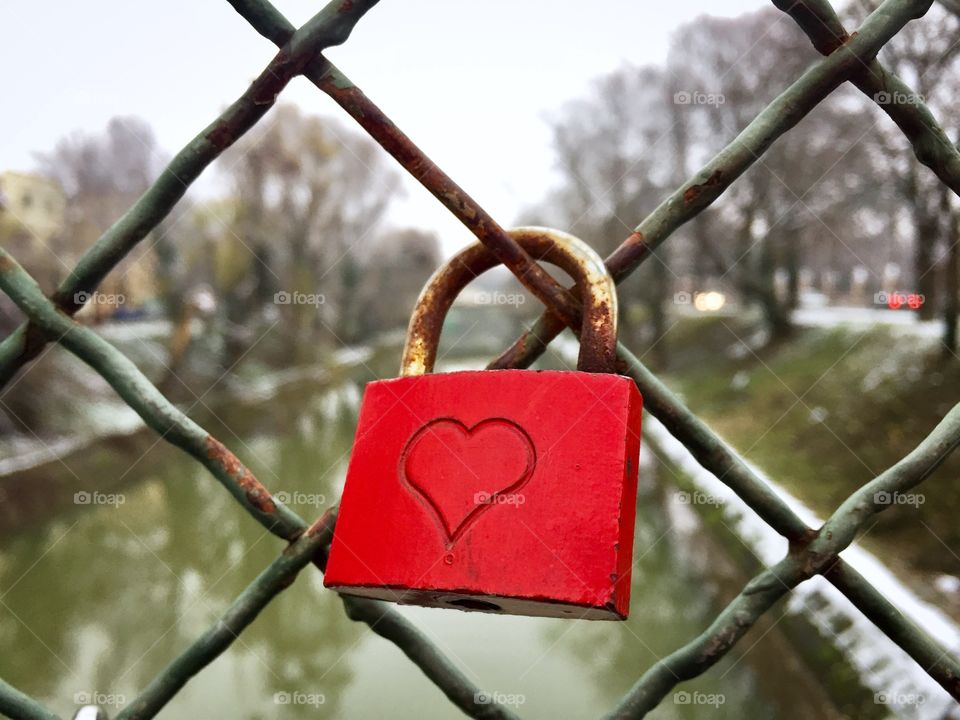 Padlock 