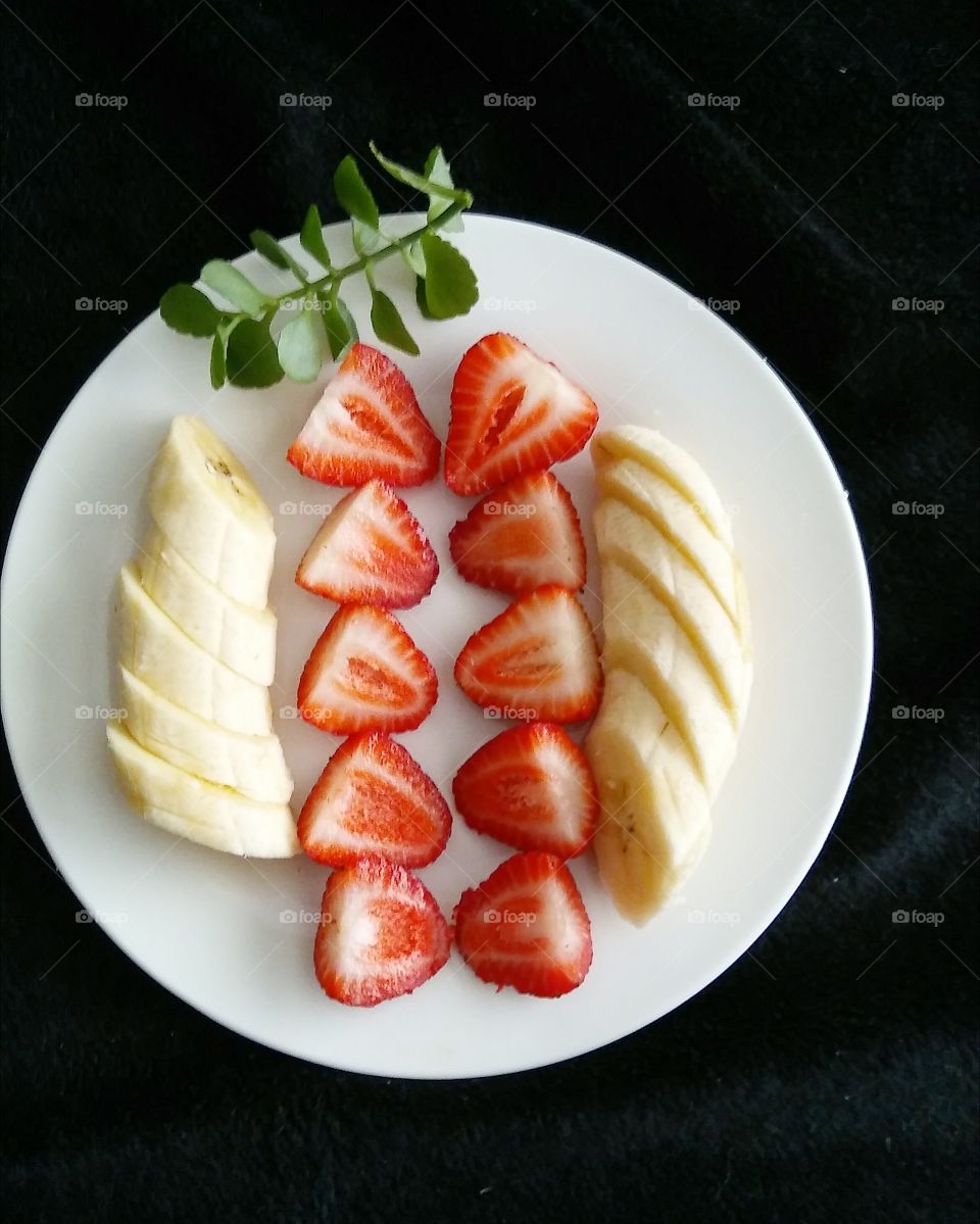 Strawberry Banana Fruit Plate