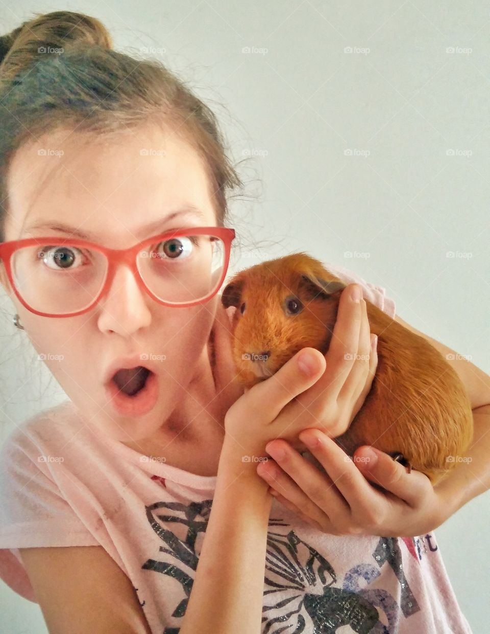 Wow! What a surprise! Girlanda And guineapig