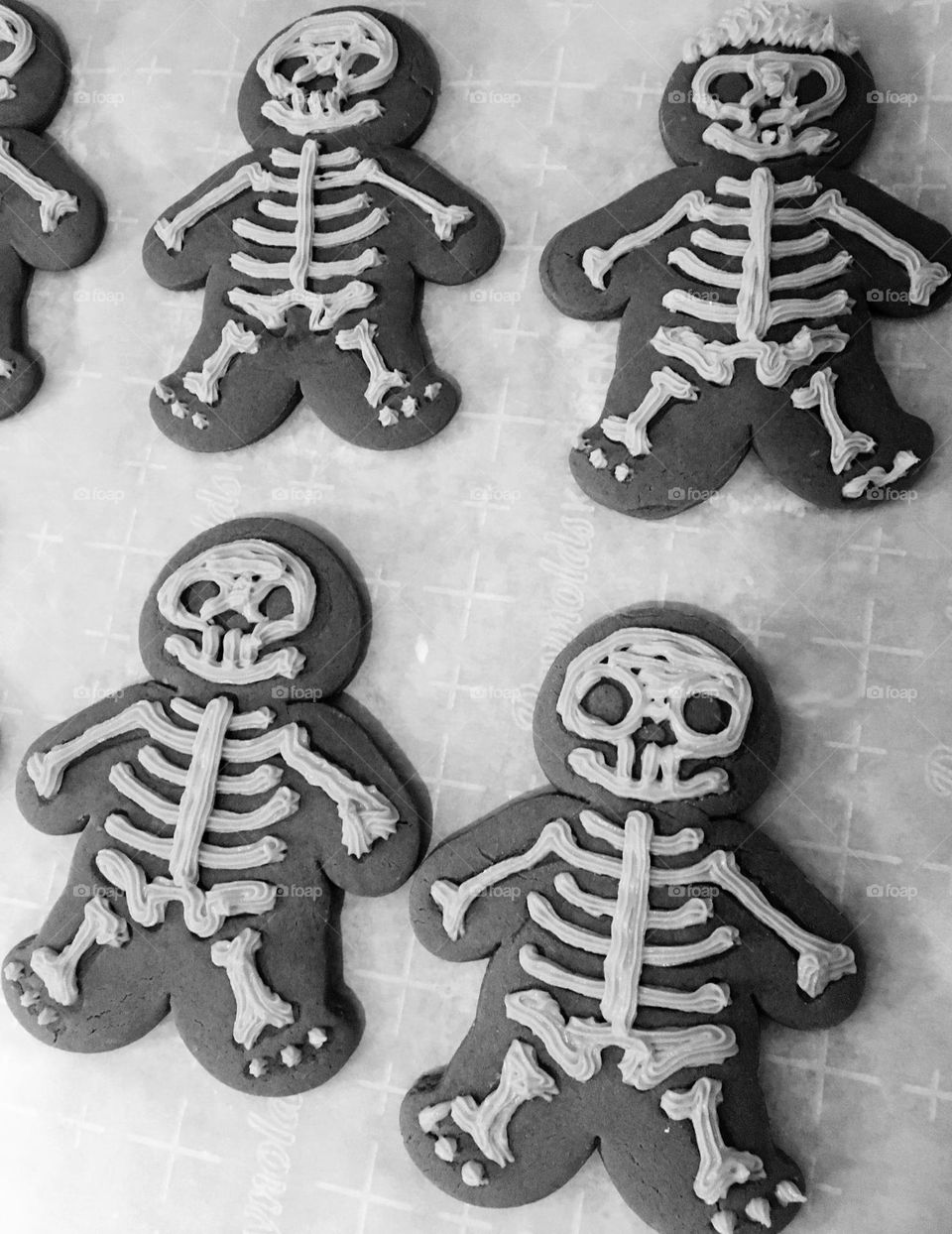 Skeleton gingerbread men