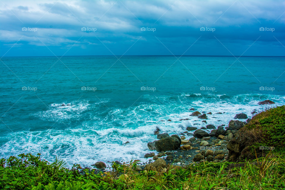 Sea view with beautiful beach waves