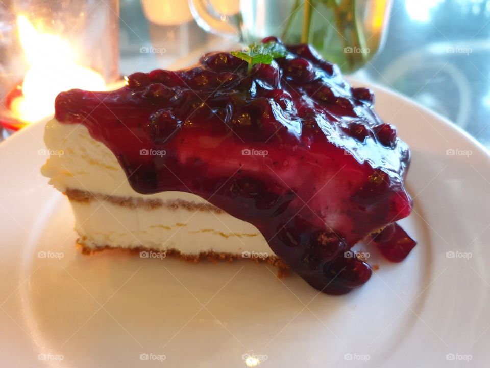yummy blueberry cheesecake!