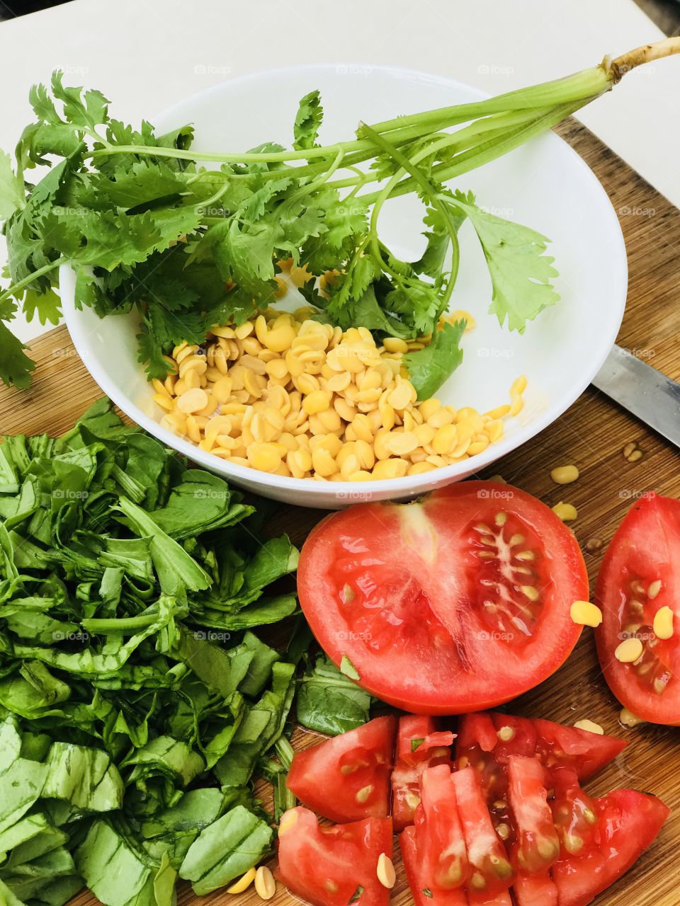 Indian palak dhal made at home,palak tomato dhal