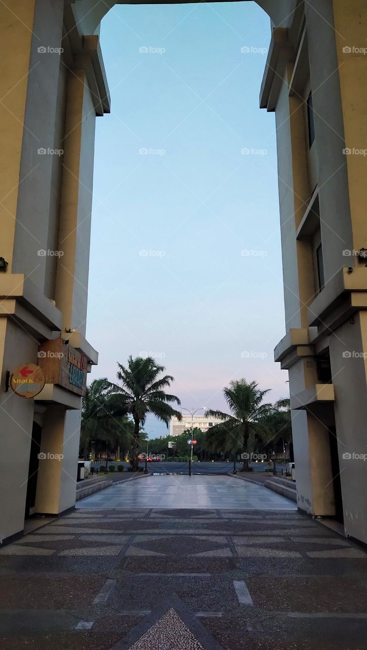 Gerbang simpang lima gumul 2 Kediri