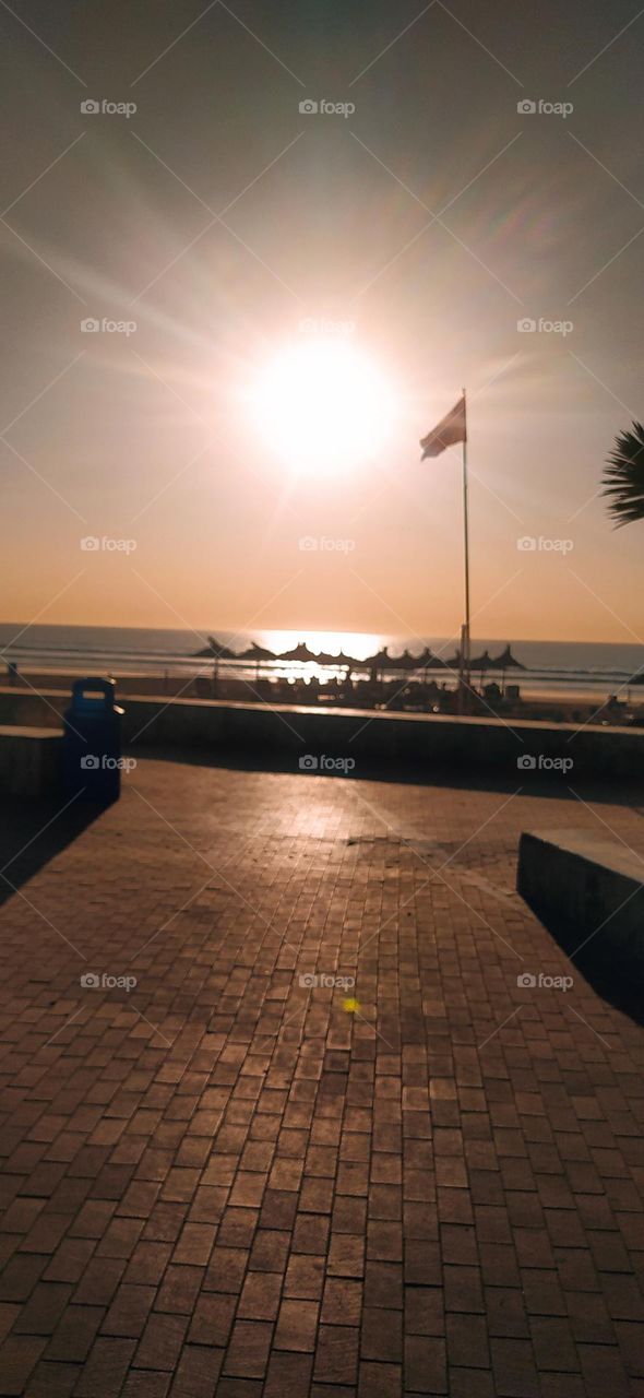 it is sunny in the beach