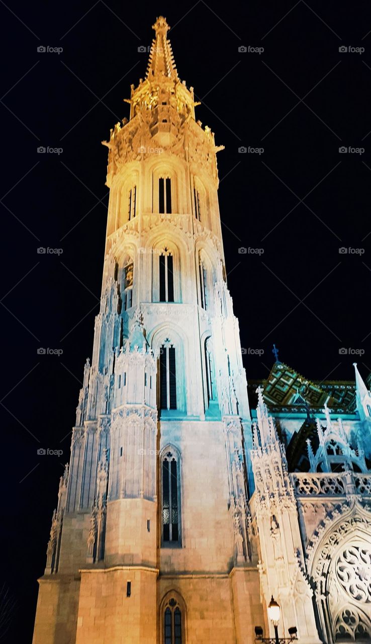 Matyas church at night