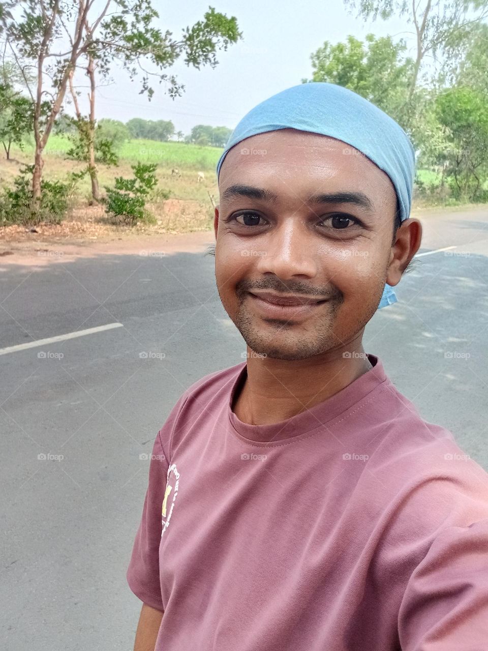 Indian boy this image of lohara road
 location of chattisgarh😯
very happy face smile face boy