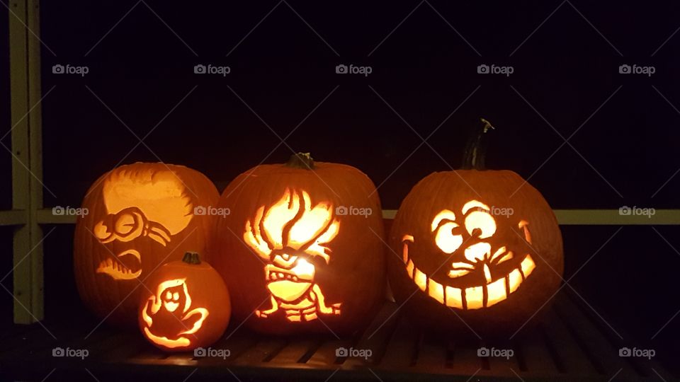 Halloween pumpkin carvings minions