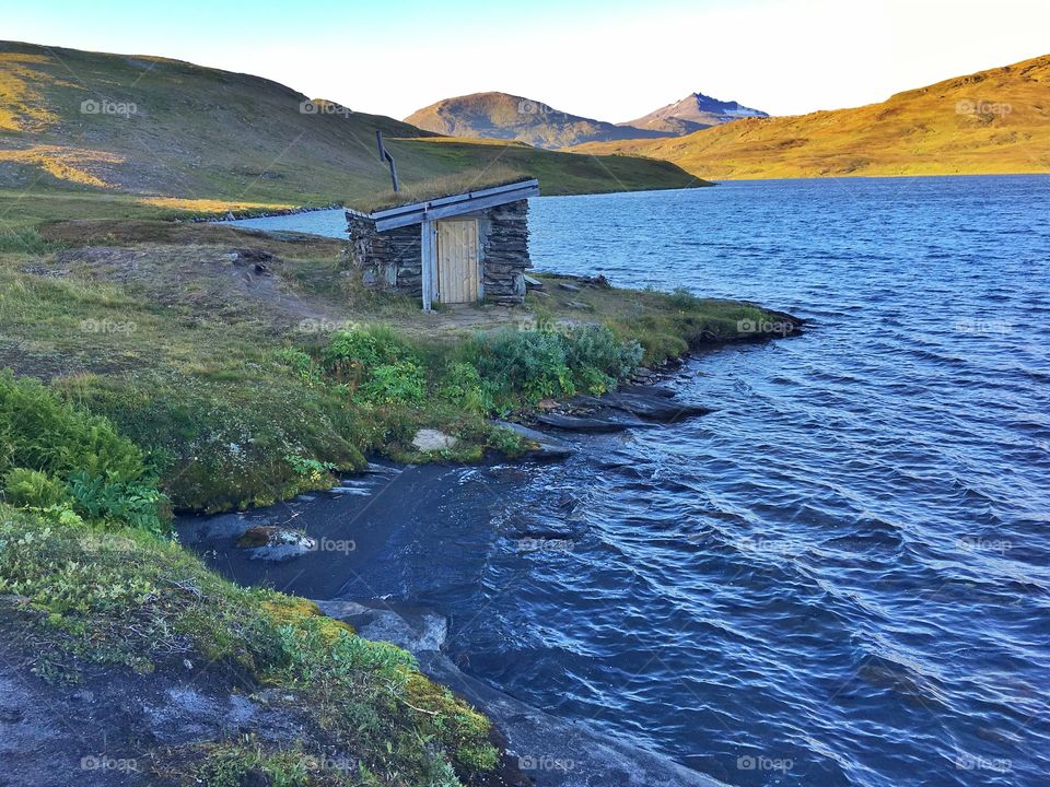 mountaincottage by the lake