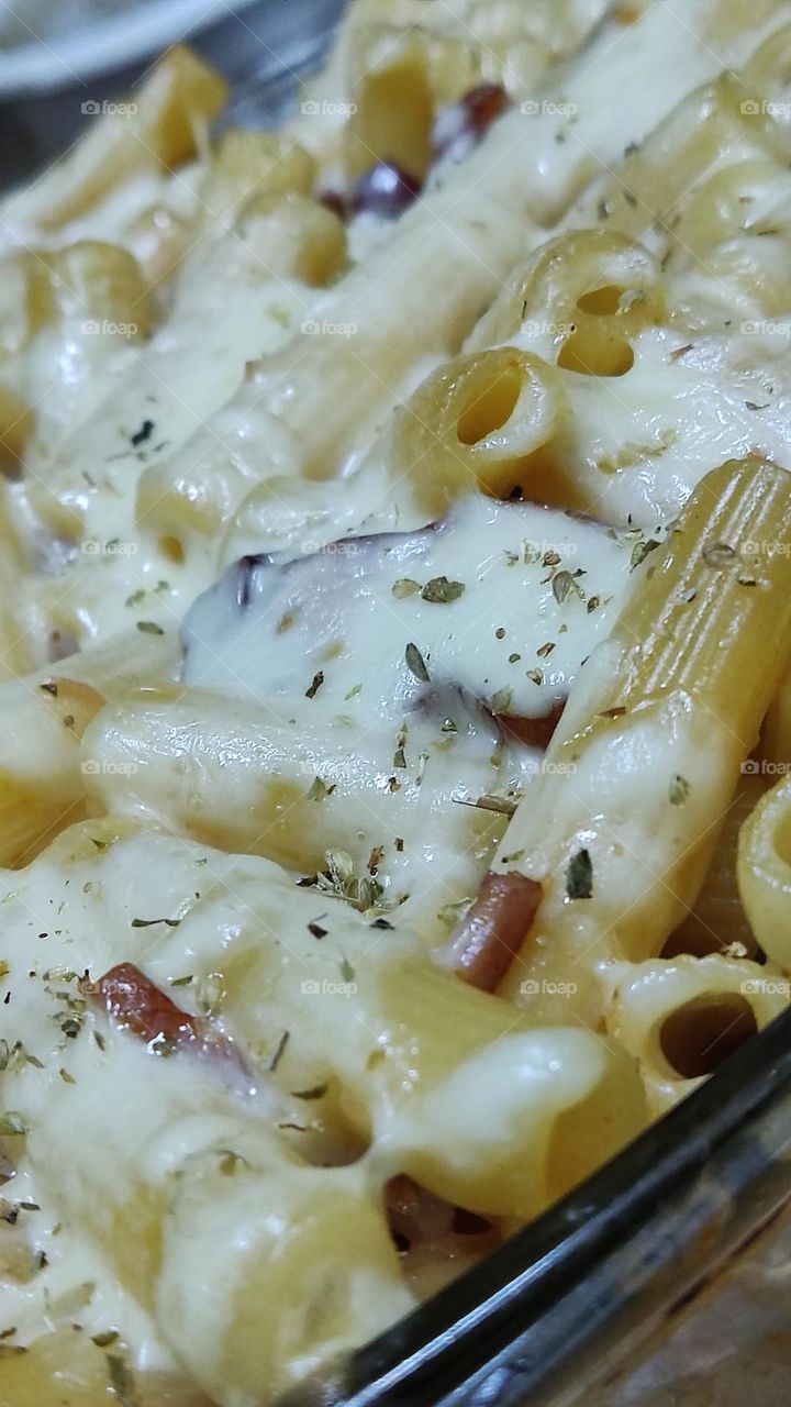pasta with white sauce