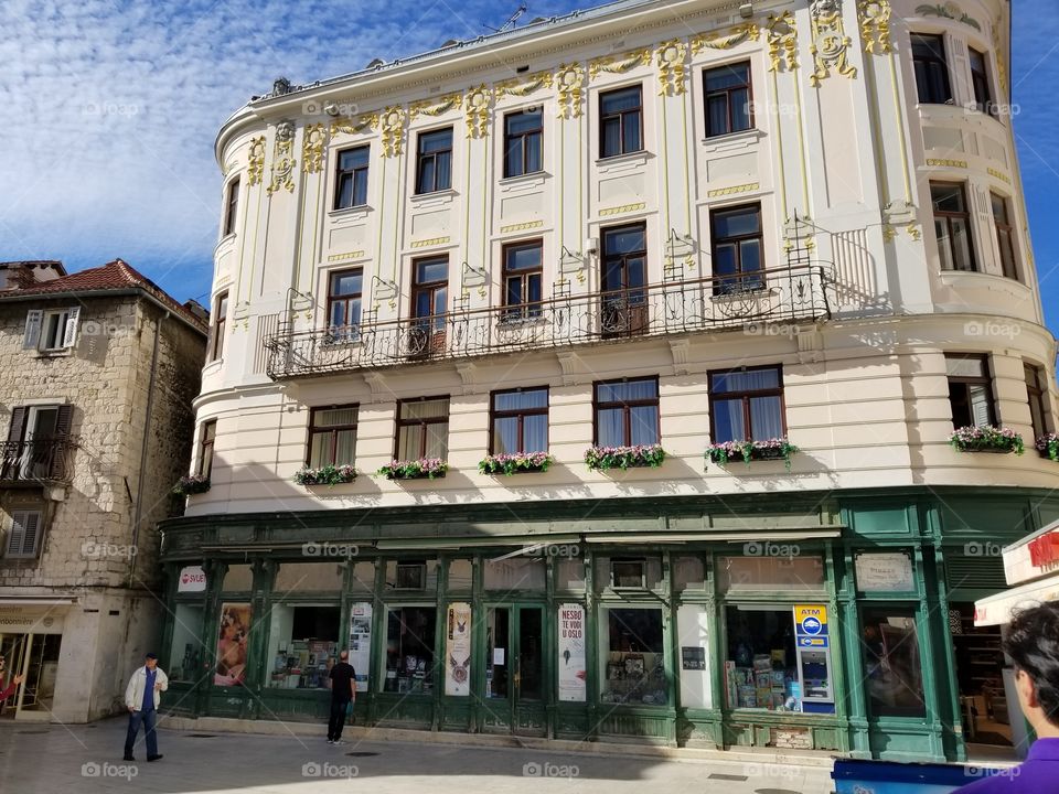 People's Square, Split