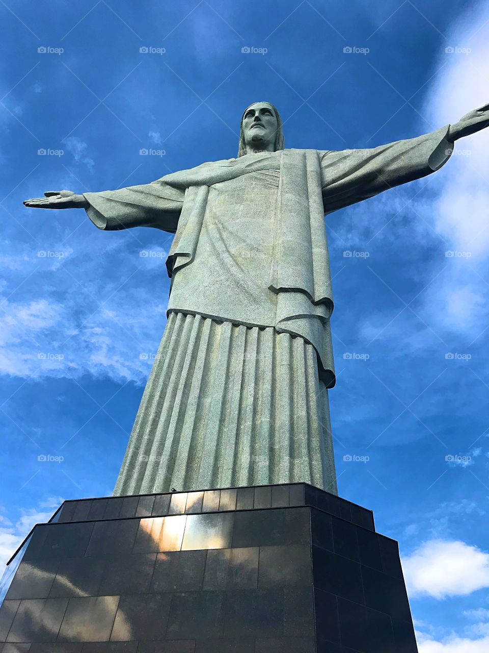 Statue of Christ the redeemer - Rio de Janeiro / estátua Cristo Redentor Rio de Janeiro 