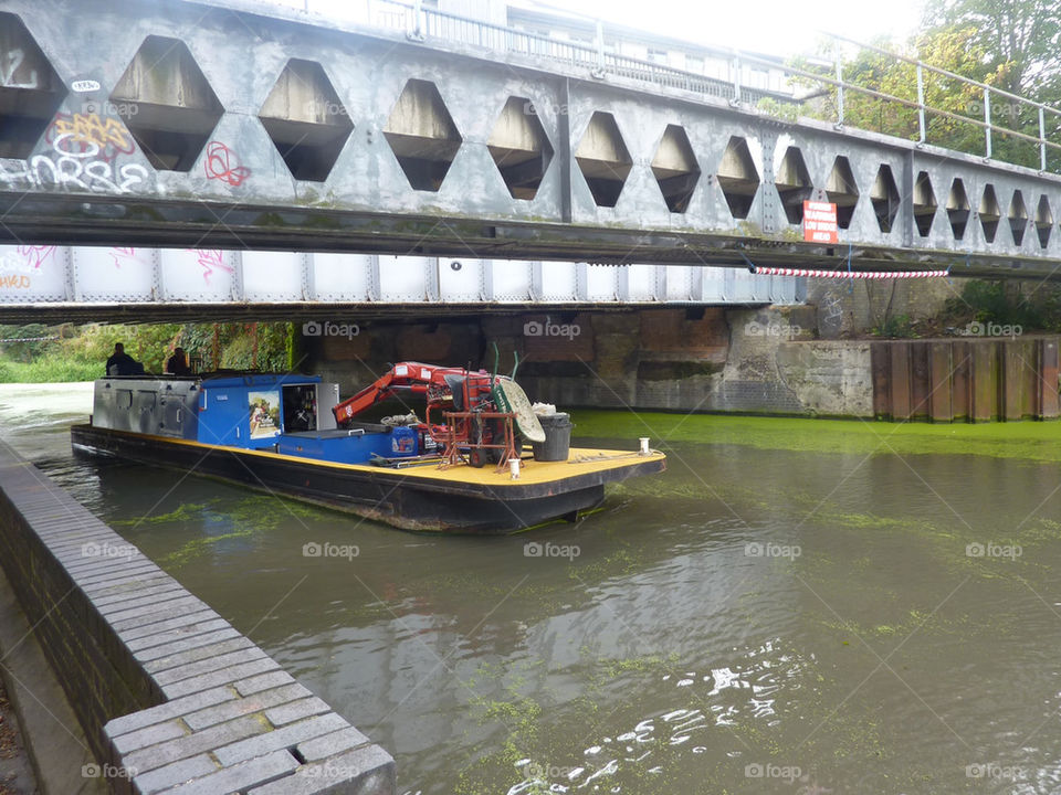 london bridge work canal by lizajones