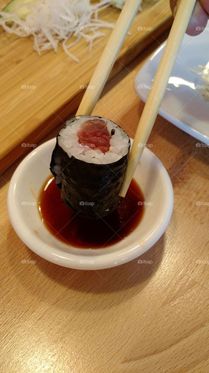 sushi salmon