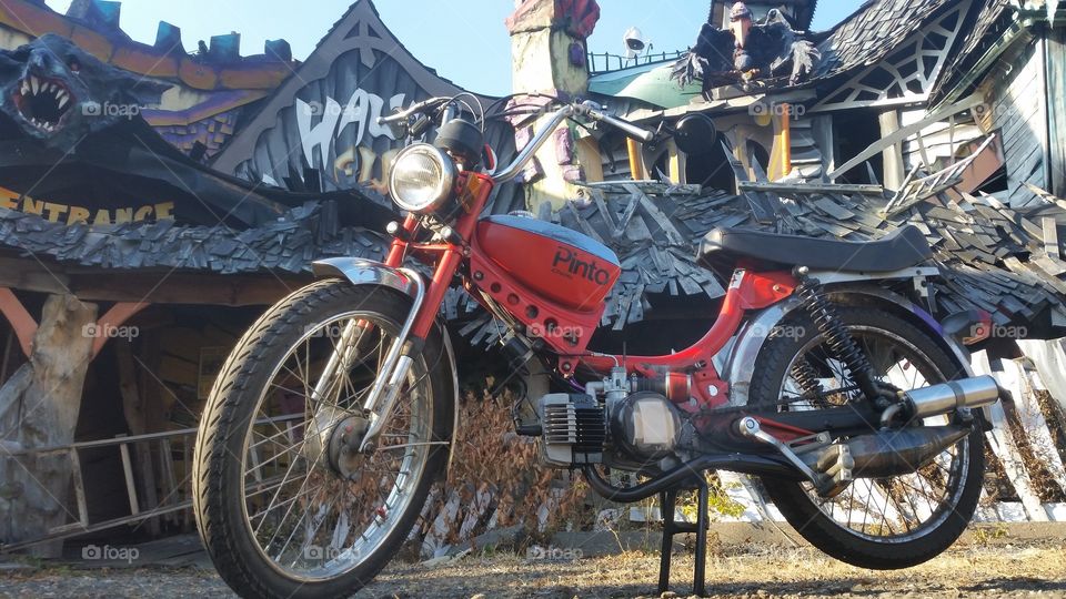 JC PENNEY PINTO MOPED IN FRONT ON FUNHOUSE AT WILD BILLS NOSTALGIA