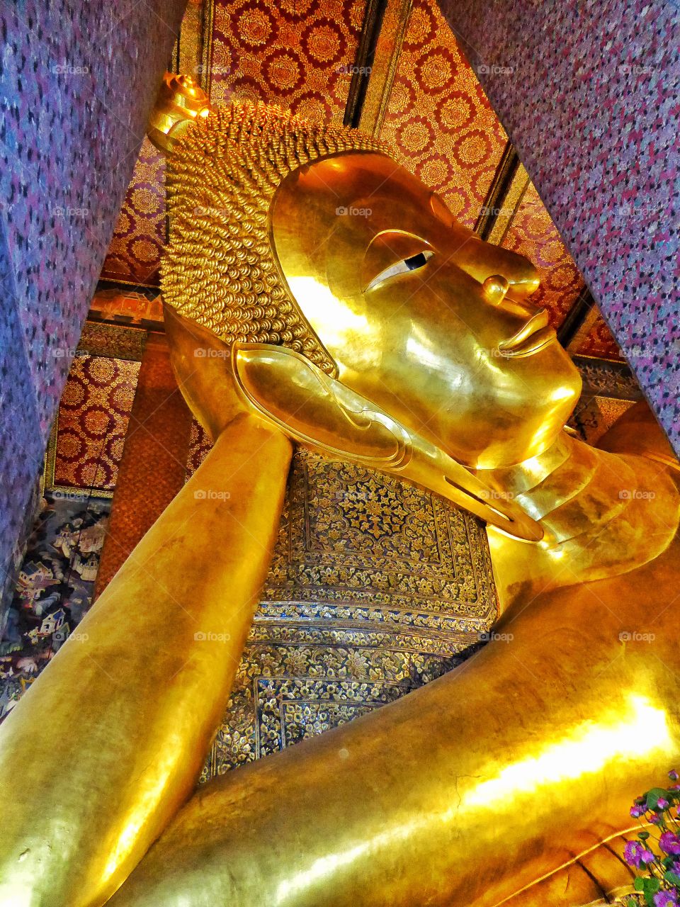 Reclining Buddha